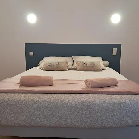 Anna Du Mont-saint-michel Pontorson